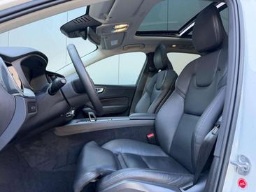 Volvo XC60 T6 Recharge Plus — photo 7