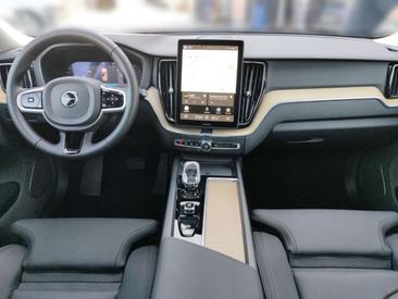 Volvo XC60 B5 Plus — photo 20