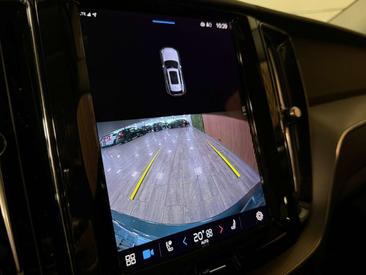 Volvo XC60 T6 Recharge Plus — photo 25
