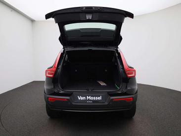 Volvo XC40 Recharge Core — photo 11