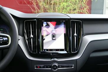 Volvo XC60 T6 Recharge Plus — photo 15