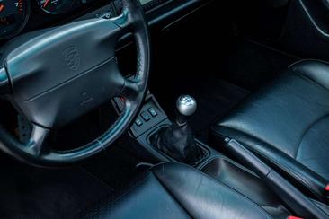 Porsche 993 Turbo — photo 23