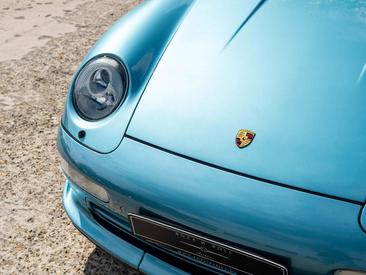 Porsche 993 Turbo — photo 16