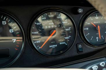 Porsche 993 Turbo — photo 18