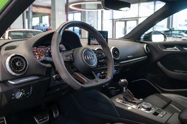 Audi RS3 — photo 11
