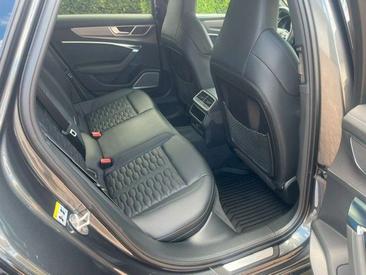 Audi RS6 Avant DYNAMIC PLUS 4.0 TFSI — photo 17