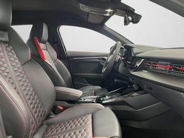 Audi RS3 2.5 TFSI — photo 4