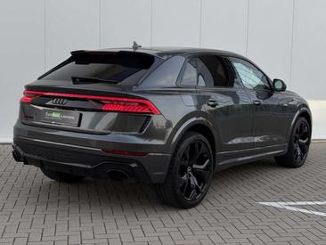 Audi RSQ8 4.0 TFSI — photo 14