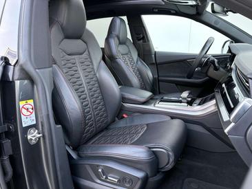 Audi RSQ8 4.0 TFSI — photo 44