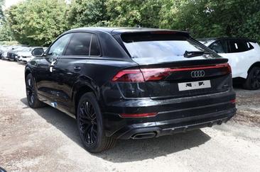 Audi Q8 50 TDI — photo 4