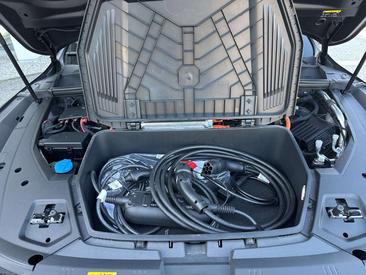 Audi Q8 E-tron Business 55 — photo 23