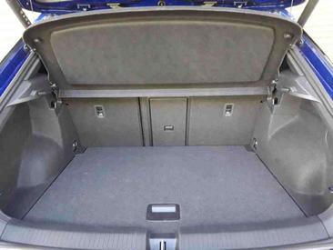 Volkswagen T-Roc R — photo 5