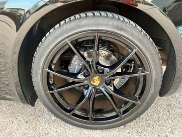 Porsche 718 Cayman Base — photo 9