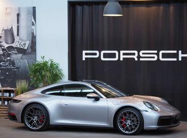 Porsche 992 I Carrera 4S — photo 3