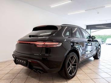 Porsche Macan Electrique Base — photo 5