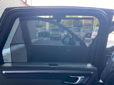 Porsche Macan Electrique Base — photo 19