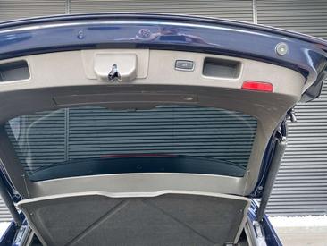 Porsche Macan Electrique Base — photo 21