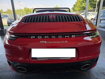 Porsche 992 I Carrera 4S — photo 6