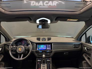 Porsche Macan Electrique Base — photo 11