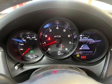 Porsche Macan Electrique GTS — photo 8