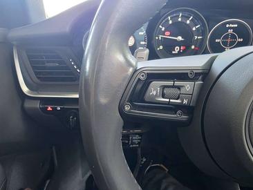 Porsche 992 I Carrera 4S — photo 17