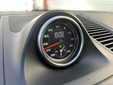 Porsche Macan Electrique GTS — photo 16