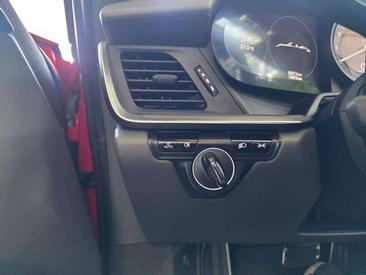 Porsche 992 I Carrera 4S — photo 23