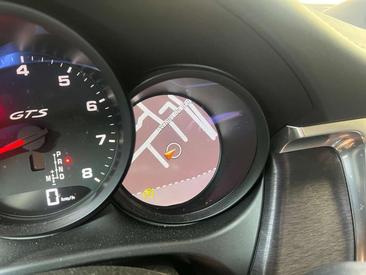 Porsche Macan Electrique GTS — photo 17