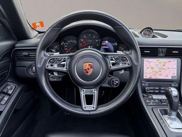 Porsche 991 II Targa 4 — photo 11