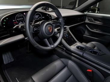 Porsche Taycan Black Edition — photo 15