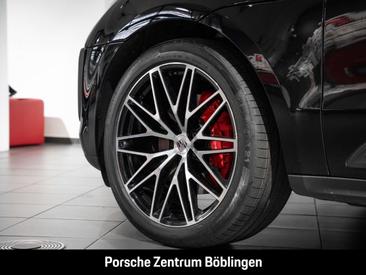 Porsche Macan Electrique S — photo 14