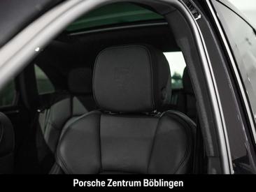 Porsche Macan Electrique S — photo 20