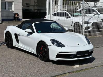 Porsche 718 Spyder GTS Spyder
