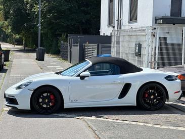 Porsche 718 Spyder GTS Spyder — photo 4