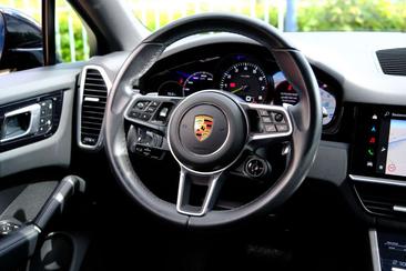 Porsche Cayenne III E-Hybrid Platinum Edition — photo 6