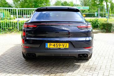 Porsche Cayenne III E-Hybrid Platinum Edition — photo 7