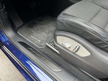 Porsche Macan Electrique Base — photo 30