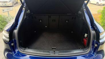 Porsche Macan Electrique Base — photo 39