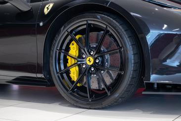 Ferrari F8 Spider — photo 8