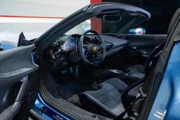 Ferrari SF90 Spider — photo 5
