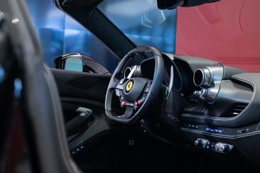 Ferrari F8 Spider — photo 18