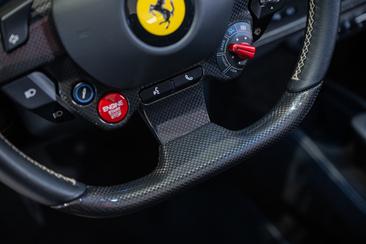 Ferrari F8 Spider — photo 22
