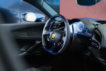 Ferrari SF90 Spider — photo 23