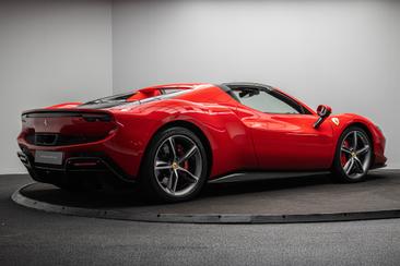 Ferrari 296 GTS — photo 3