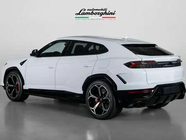 Lamborghini Urus — photo 3