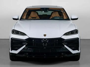 Lamborghini Urus — photo 4