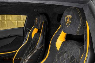 Lamborghini Aventador — photo 15