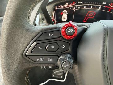 Lamborghini Revuelto — photo 21