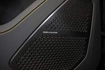 Lamborghini Urus SE — photo 11