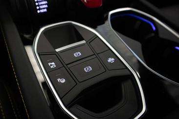 Lamborghini Urus SE — photo 19